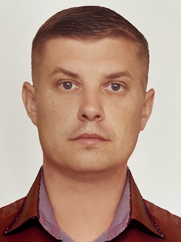 Веселов Дмитрий Александрович.